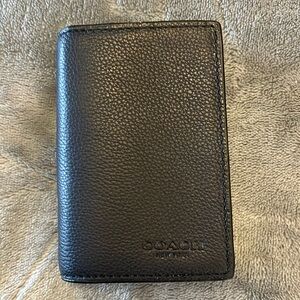 Coach leather Bifold Wallet- new with box /tags